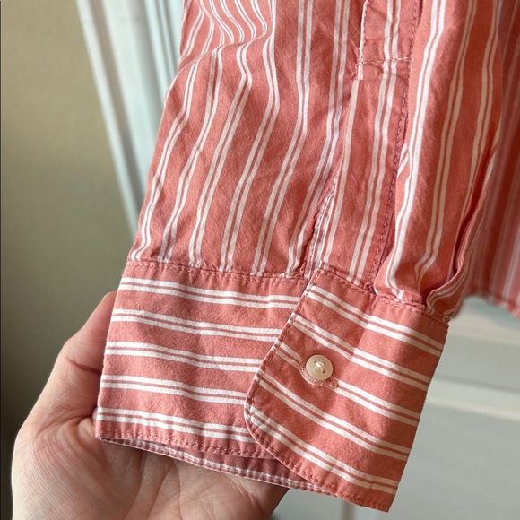 Old Navy women’s pink Striped the boyfriend Shirt academia preppy fall varsity - Picture 3 of 4